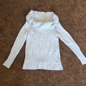 Elle pullover sweater.